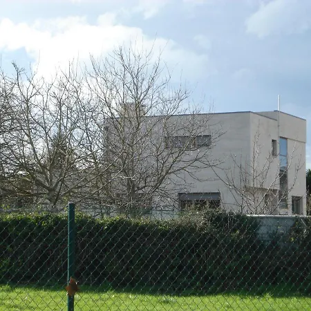 En Somio Con Independiente בית נופש *