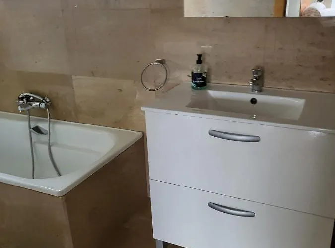 Ferienhaus En Somio Con Independiente Gijón